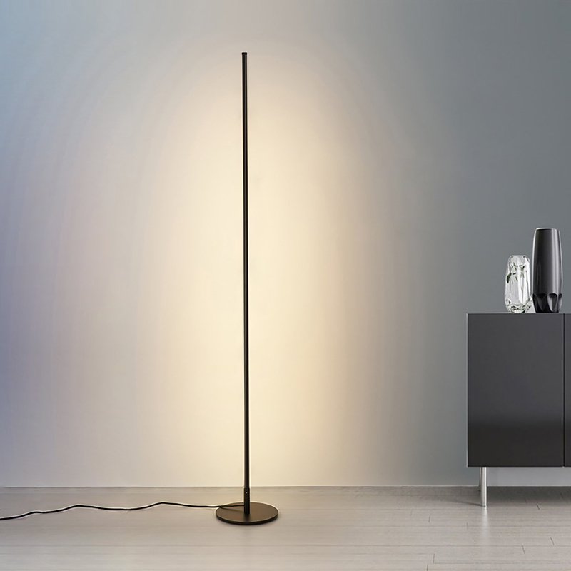 LumiPillar - LED Staande Lamp met Afstandsbediening en Verstelbare Helderheid